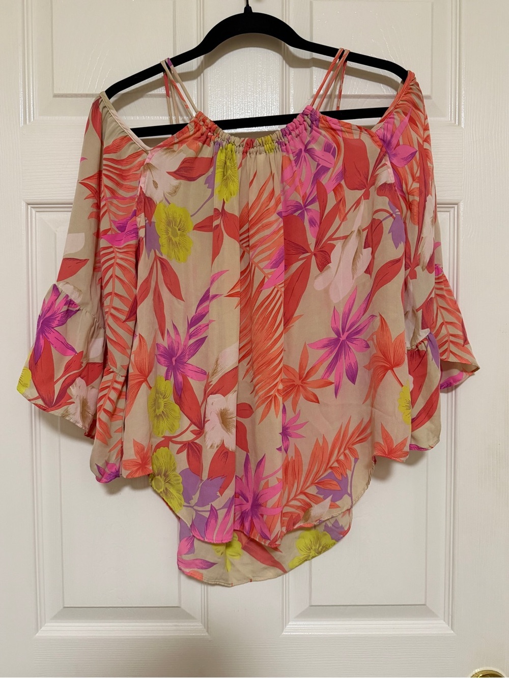 Alice & Trixie 100% Silk Tropical Cold/Off Shoulder Blouse Medium - Picture 6 of 6